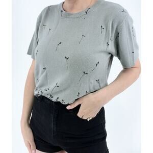 Vintage Sag Harbor Petite Floral Gray Knit Short Sleeve Sweater Size Medium